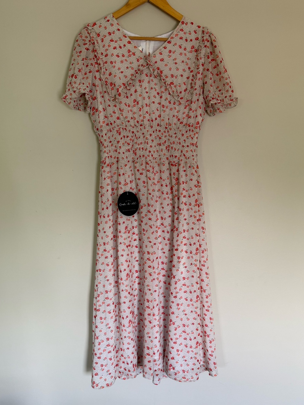 Quanta du Soleil floral Chays Dress Delicate Cream Red Floral Cottage
Prairie 36